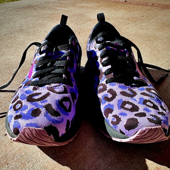 Brooks Women's Purple Leopard Print Revel Athletic Shoes - Picture 5 of 9